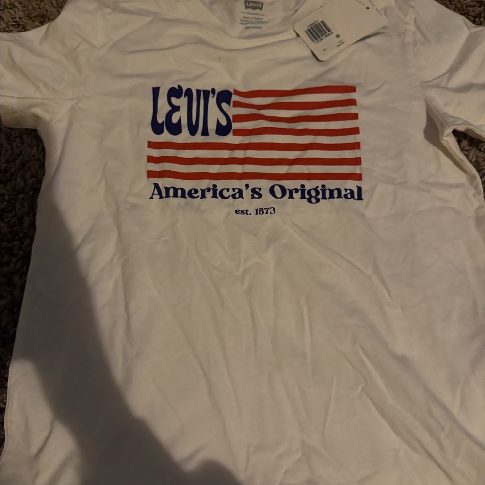 Levi's White Tee BRAND NEW